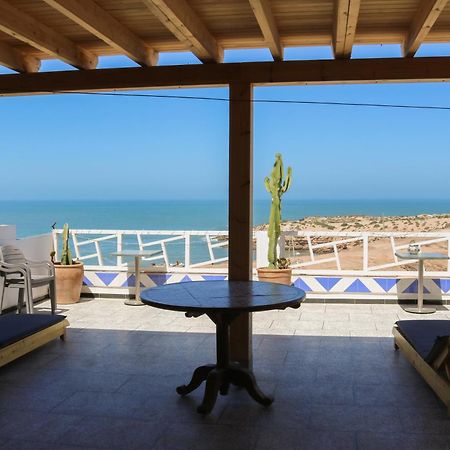 Big Blue Guest House Имсуане Екстериор снимка