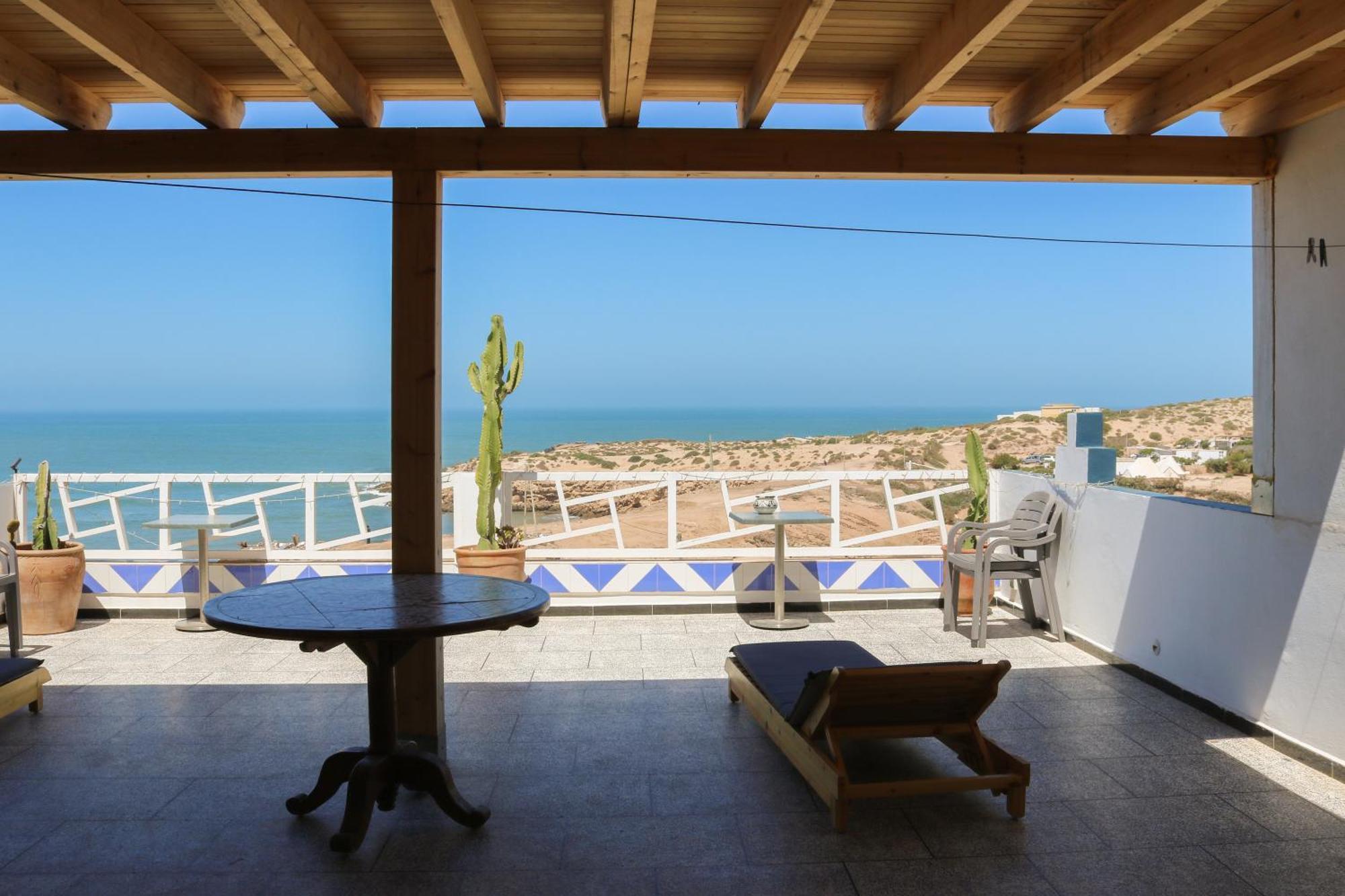 Big Blue Guest House Имсуане Екстериор снимка