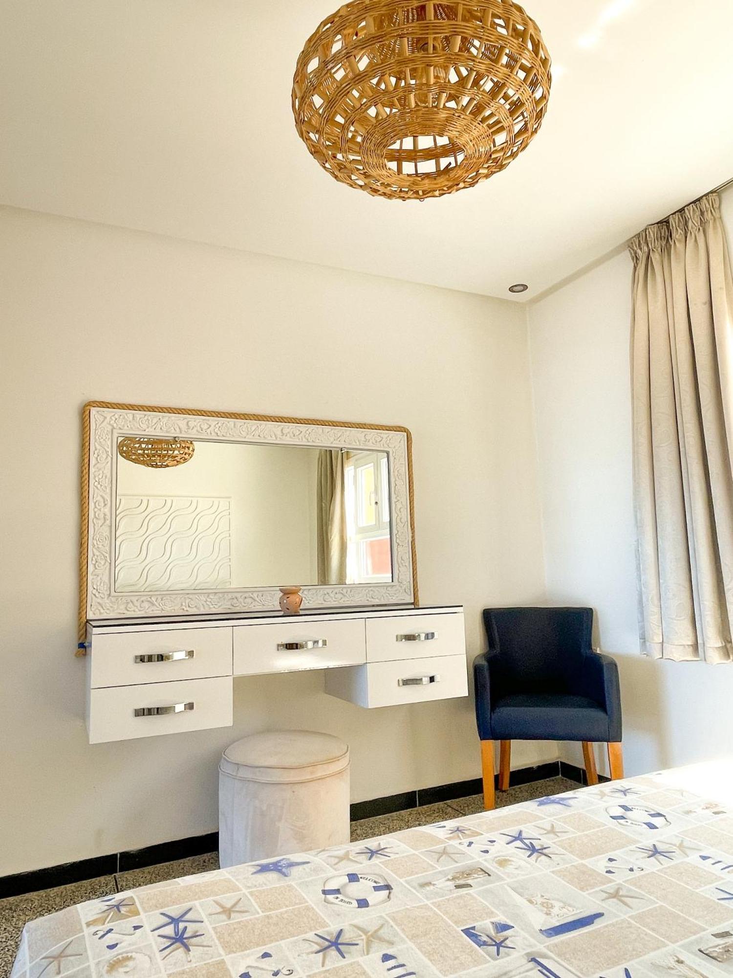Big Blue Guest House Имсуане Екстериор снимка