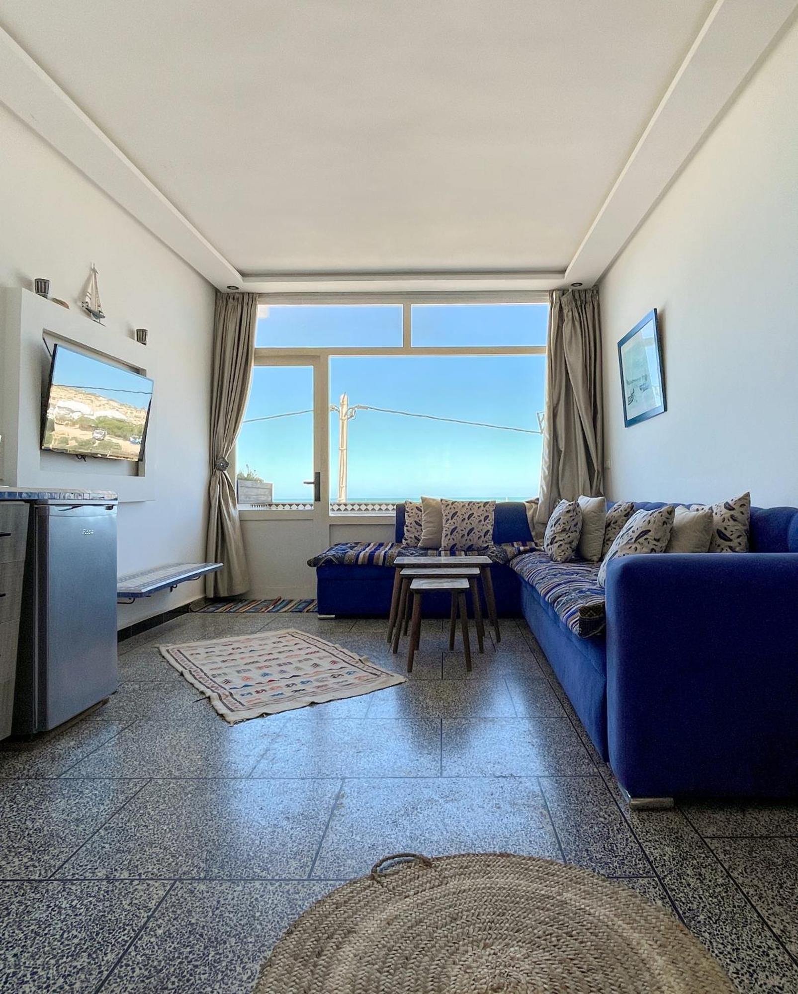 Big Blue Guest House Имсуане Екстериор снимка