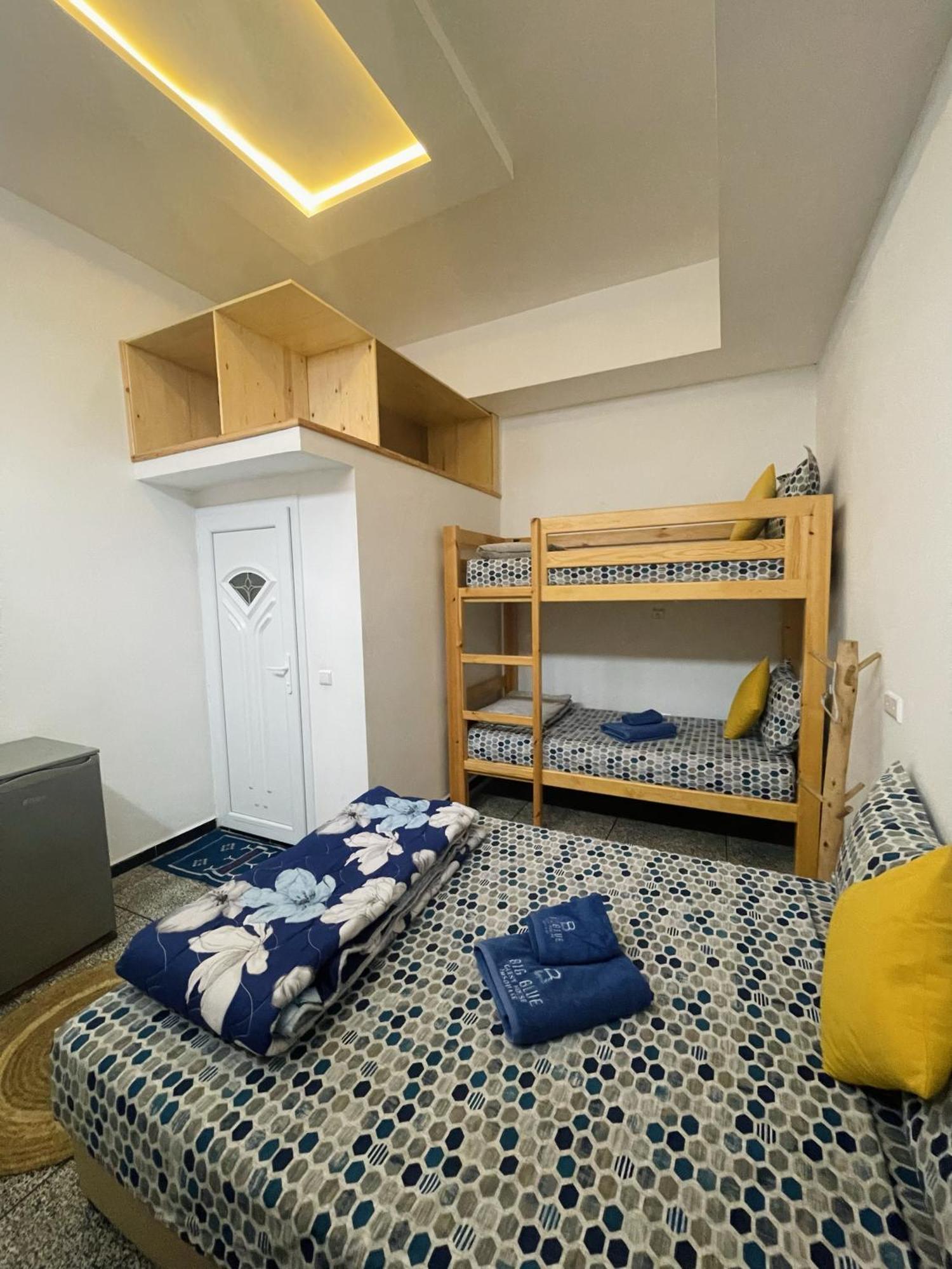 Big Blue Guest House Имсуане Екстериор снимка