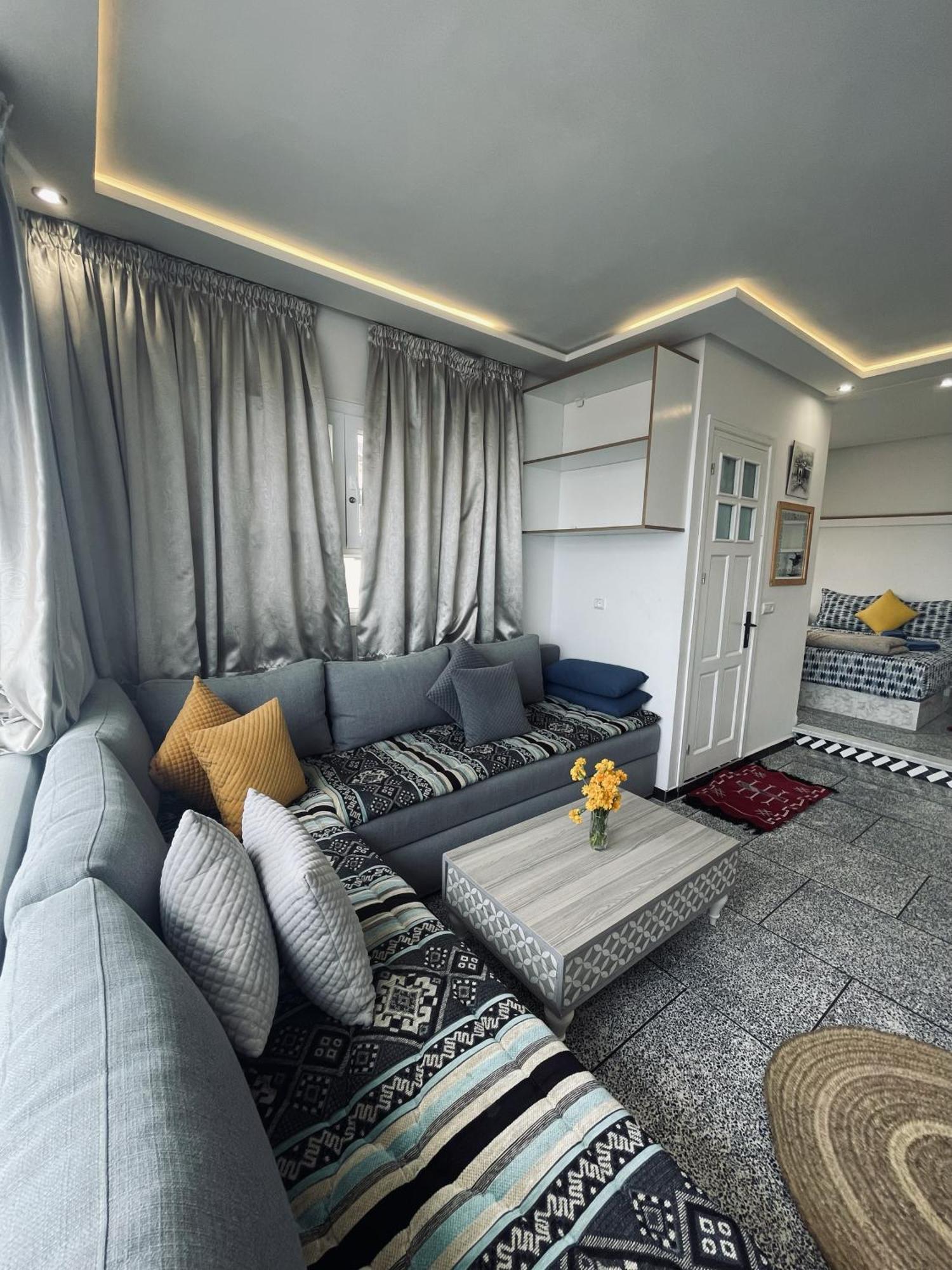 Big Blue Guest House Имсуане Екстериор снимка