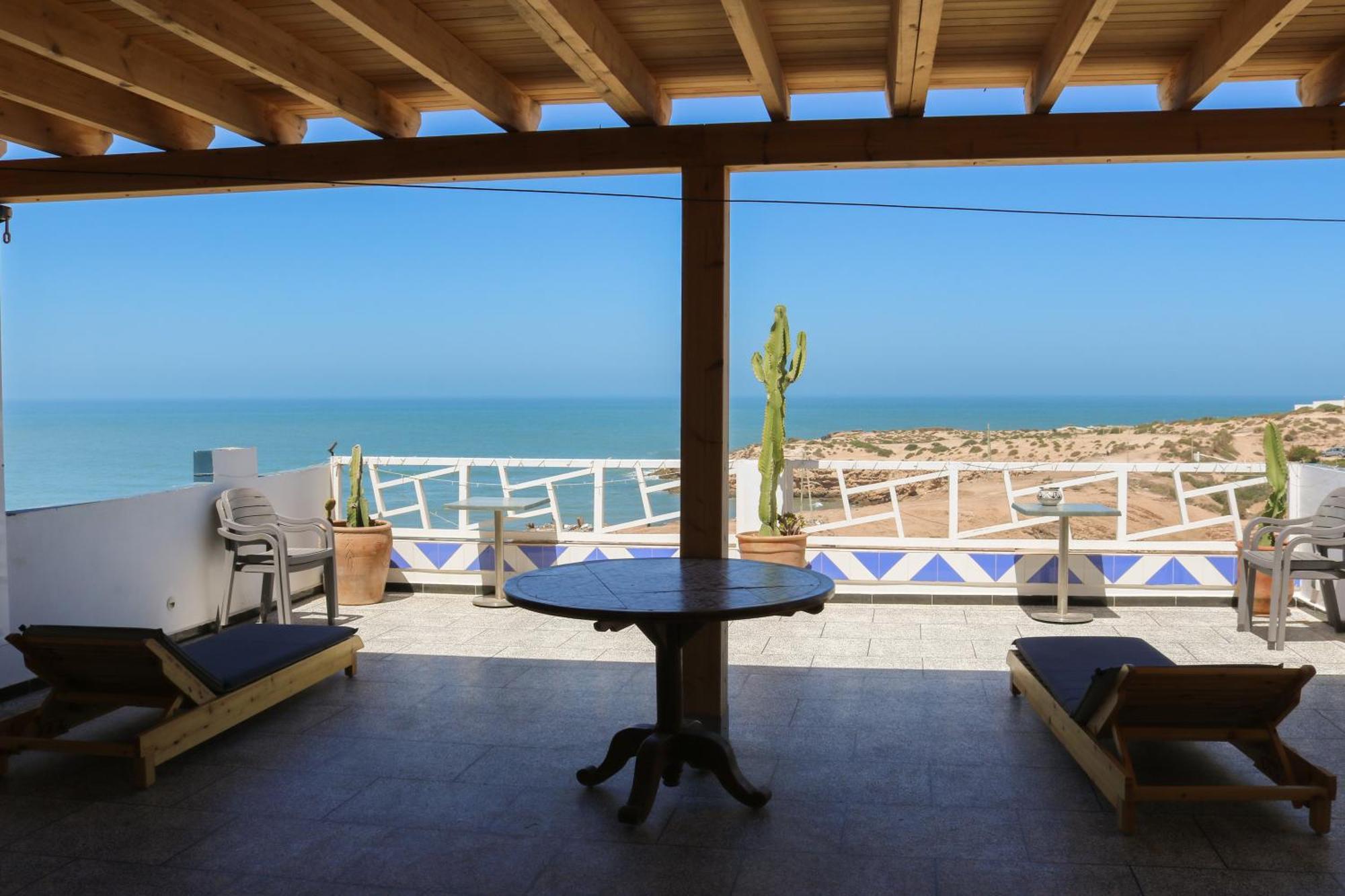 Big Blue Guest House Имсуане Екстериор снимка